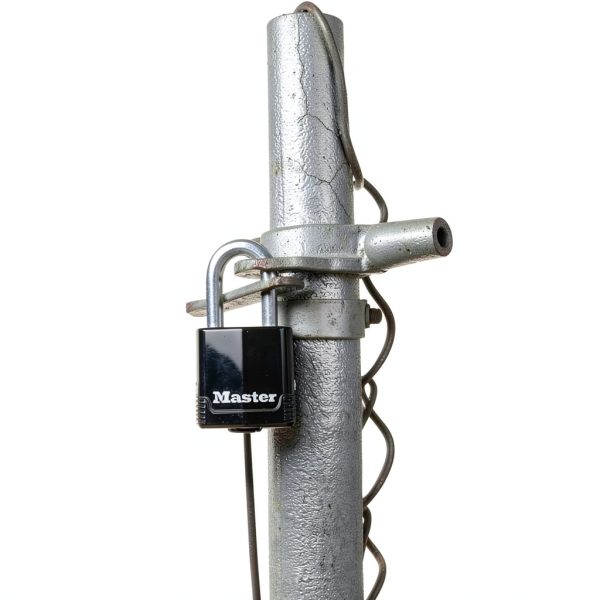 Master Lock Magnum Heavy Duty Outdoor Padlock with Key, Weather-2